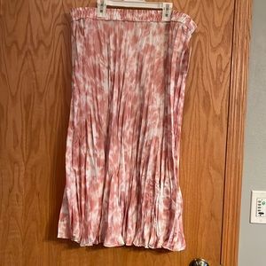 Time and True mid length skirt